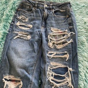 American Eagle Mom Jeans